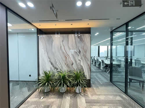 广播大厦 1550㎡办公室 5元/平米/天